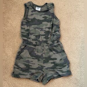 Baby Gap Camo Romper 4T Toddler Green Gray Sleeveless Shorts One-Piece
